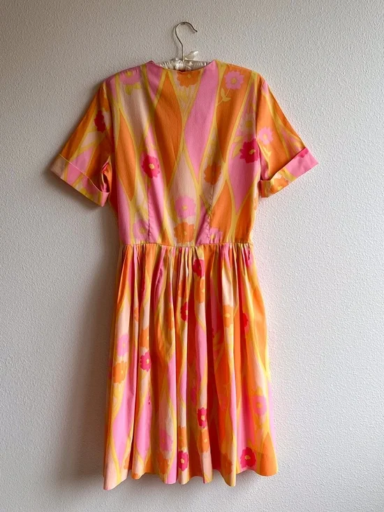 Vintage 1950s Orange and Pink Sorbet Print Dress (M) - Picture 12 of 13